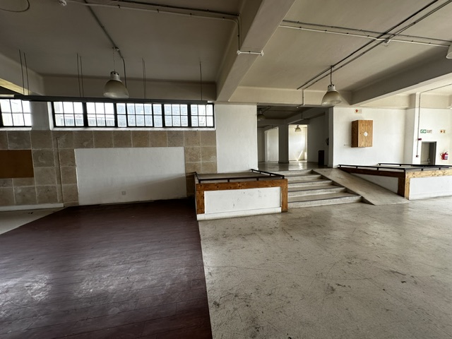 To Let Commercial Property for Rent in Woodstock Western Cape